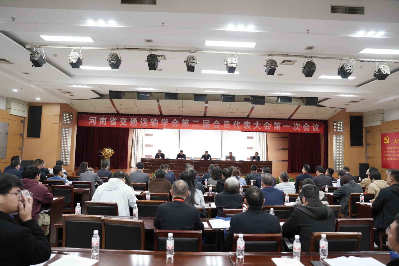 微信图片_20241109220445-min (1).jpg